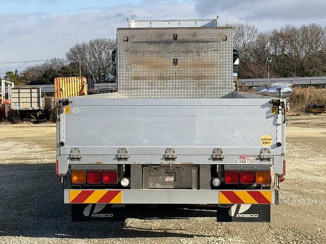 いすゞギガ平ボディ大型（10t）[写真07]