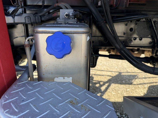 三菱ふそうスーパーグレートクレーン3段大型（10t）[写真19]