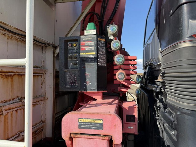 三菱ふそうスーパーグレートクレーン3段大型（10t）[写真31]