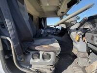 三菱ふそうスーパーグレートクレーン3段大型（10t）[写真34]