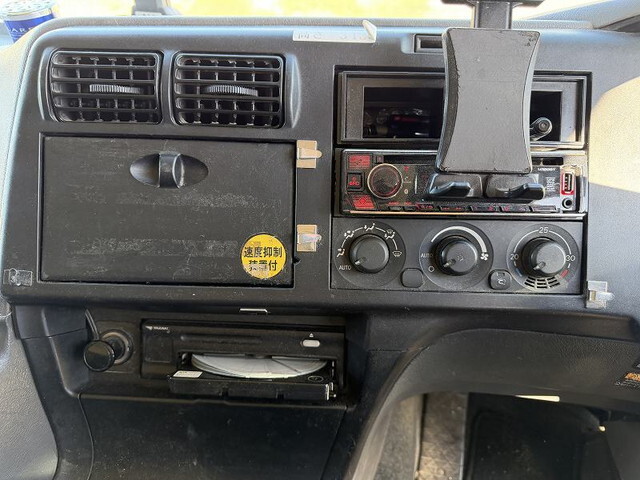 三菱ふそうスーパーグレートクレーン3段大型（10t）[写真34]