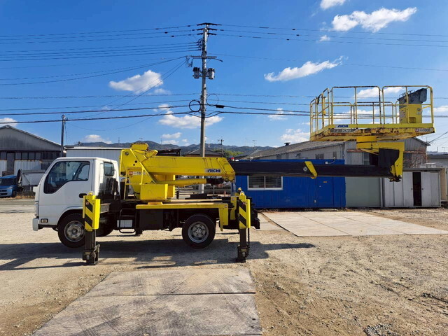 いすゞエルフ高所作業車小型（2t・3t）[写真21]