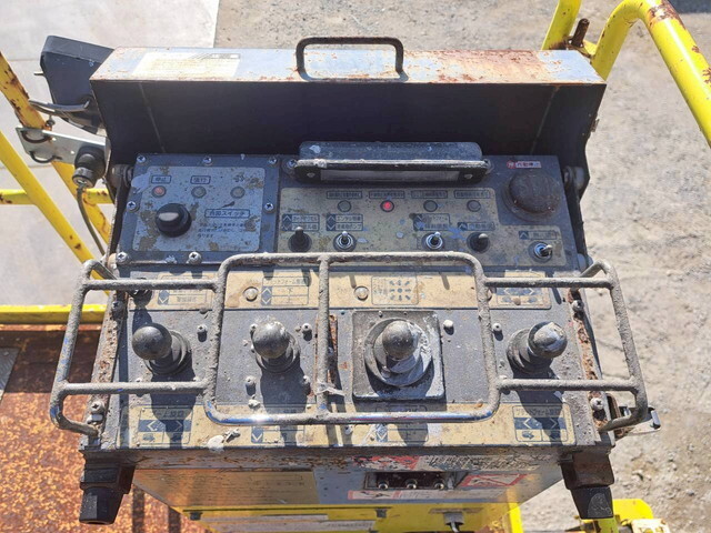 いすゞエルフ高所作業車小型（2t・3t）[写真22]