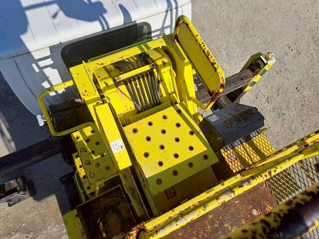 いすゞエルフ高所作業車小型（2t・3t）[写真26]