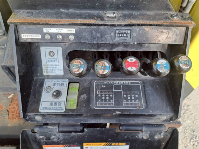 いすゞエルフ高所作業車小型（2t・3t）[写真36]