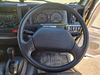 いすゞエルフ高所作業車小型（2t・3t）[写真10]