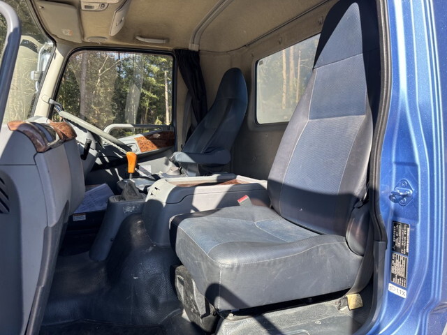 三菱ふそうファイターミキサー車（コンクリートミキサー）増トン（6t・8t）[写真11]