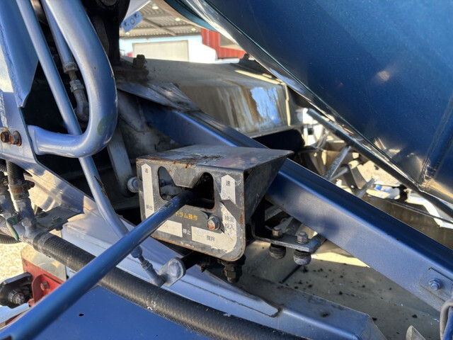 三菱ふそうファイターミキサー車（コンクリートミキサー）増トン（6t・8t）[写真21]