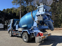 三菱ふそうファイターミキサー車（コンクリートミキサー）増トン（6t・8t）[写真04]