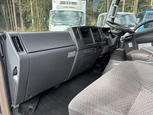 いすゞエルフクレーン5段小型（2t・3t）[写真11]