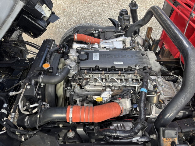 いすゞエルフクレーン5段小型（2t・3t）[写真26]