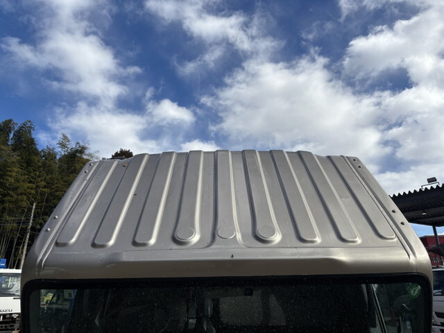 いすゞエルフクレーン5段小型（2t・3t）[写真27]