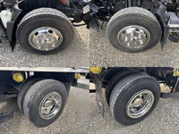 いすゞエルフクレーン5段小型（2t・3t）[写真41]