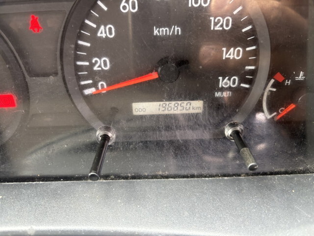 いすゞエルフクレーン5段小型（2t・3t）[写真07]