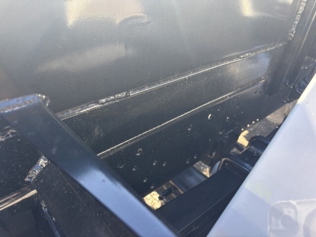 三菱ふそうファイターコンテナ専用車中型（4t）[写真32]