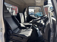 三菱ふそうファイターコンテナ専用車中型（4t）[写真06]