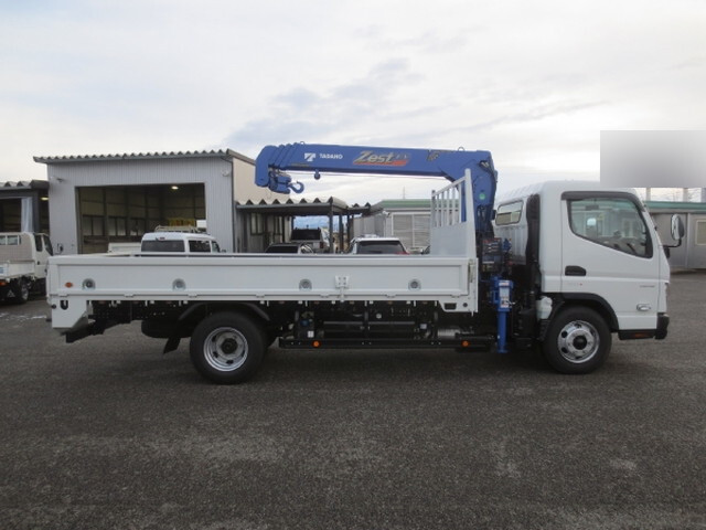 三菱ふそうキャンタークレーン4段小型（2t・3t）[写真07]