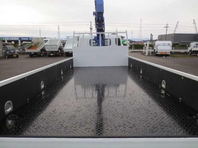 三菱ふそうキャンタークレーン4段小型（2t・3t）[写真09]