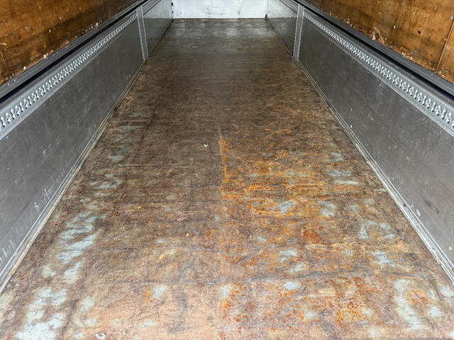 日野プロフィアアルミウイング大型（10t）[写真12]