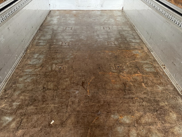 日野プロフィアアルミウイング大型（10t）[写真17]