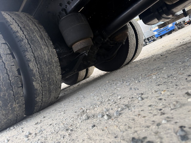 日野プロフィアアルミウイング大型（10t）[写真30]