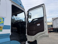 日野プロフィアアルミウイング大型（10t）[写真35]