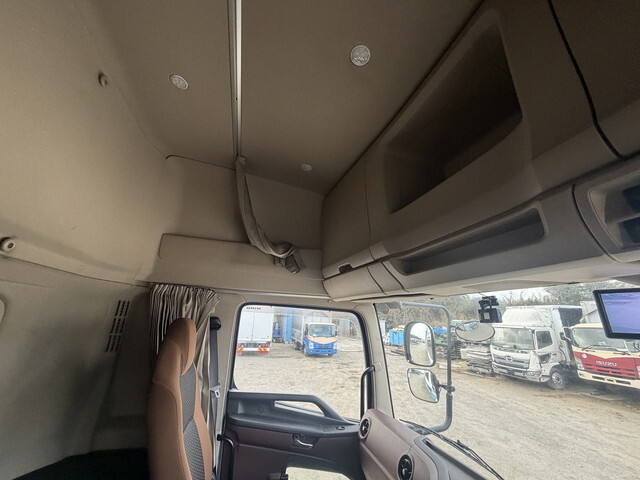 日野プロフィアアルミウイング大型（10t）[写真40]