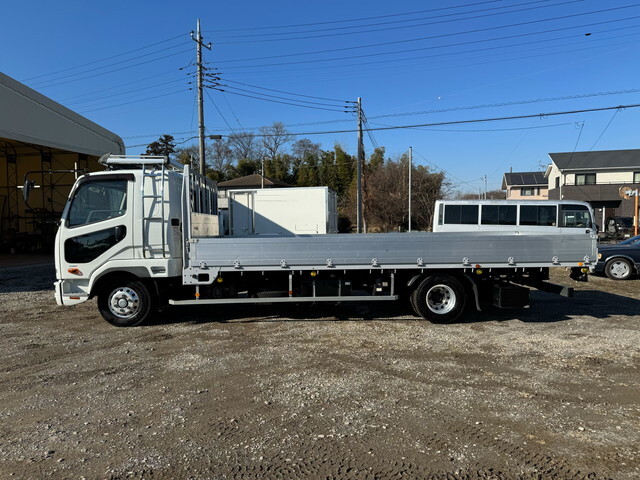三菱ふそうファイターアルミブロック中型（4t）[写真11]
