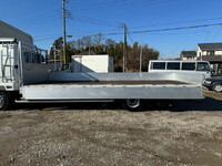 三菱ふそうファイターアルミブロック中型（4t）[写真14]