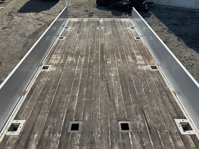 三菱ふそうファイターアルミブロック中型（4t）[写真19]