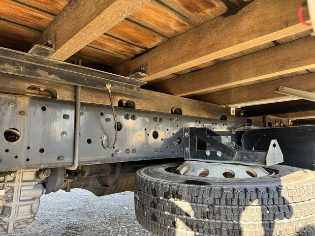 三菱ふそうファイターアルミブロック中型（4t）[写真20]