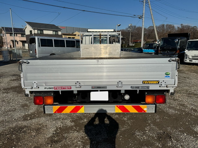 三菱ふそうファイターアルミブロック中型（4t）[写真05]
