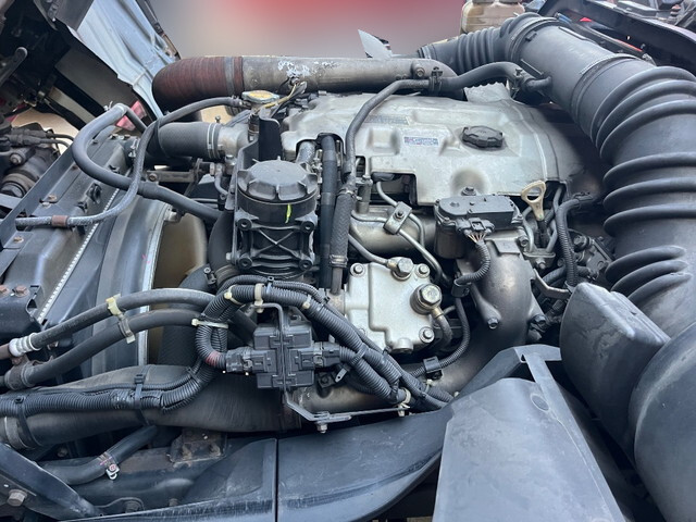 三菱ふそうファイターパッカー車（塵芥車）中型（4t）[写真28]