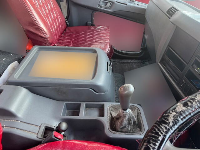 三菱ふそうファイターパッカー車（塵芥車）中型（4t）[写真33]