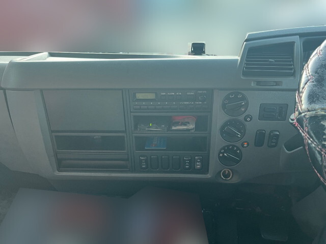 三菱ふそうファイターパッカー車（塵芥車）中型（4t）[写真35]