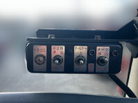 三菱ふそうファイターパッカー車（塵芥車）中型（4t）[写真37]