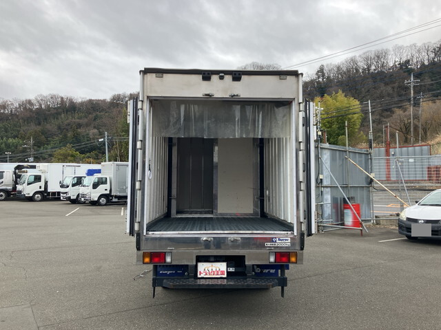 いすゞエルフ冷凍車（冷蔵車）小型（2t・3t）[写真10]