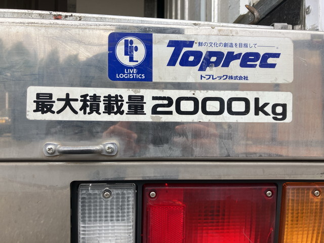 いすゞエルフ冷凍車（冷蔵車）小型（2t・3t）[写真20]