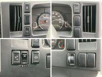 いすゞエルフ冷凍車（冷蔵車）小型（2t・3t）[写真38]