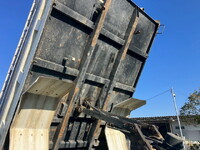 三菱ふそうキャンターダンプ小型（2t・3t）[写真19]