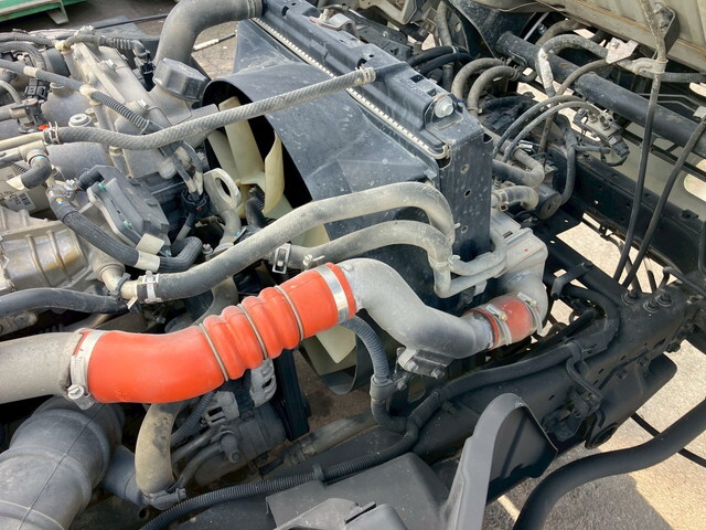 三菱ふそうキャンターダンプ小型（2t・3t）[写真28]