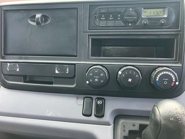 三菱ふそうキャンターダンプ小型（2t・3t）[写真37]