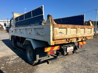 三菱ふそうキャンターダンプ小型（2t・3t）[写真05]