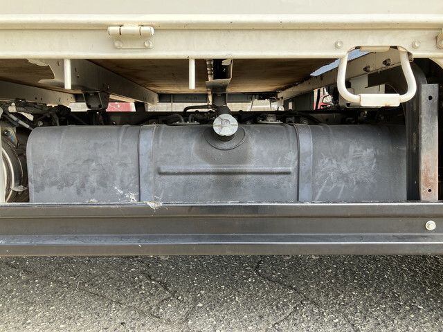 トヨタトヨエース平ボディ小型（2t・3t）[写真21]