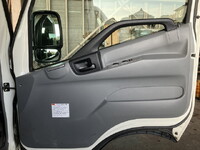 トヨタトヨエース平ボディ小型（2t・3t）[写真27]