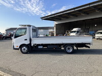 トヨタトヨエース平ボディ小型（2t・3t）[写真06]