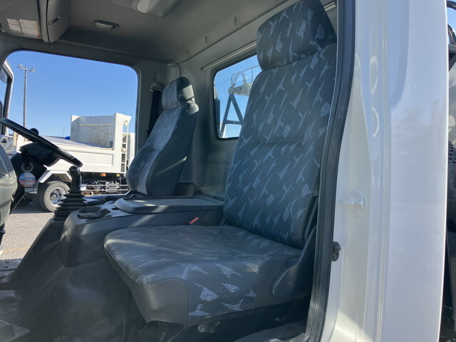 日野レンジャーコンテナ専用車中型（4t）[写真27]