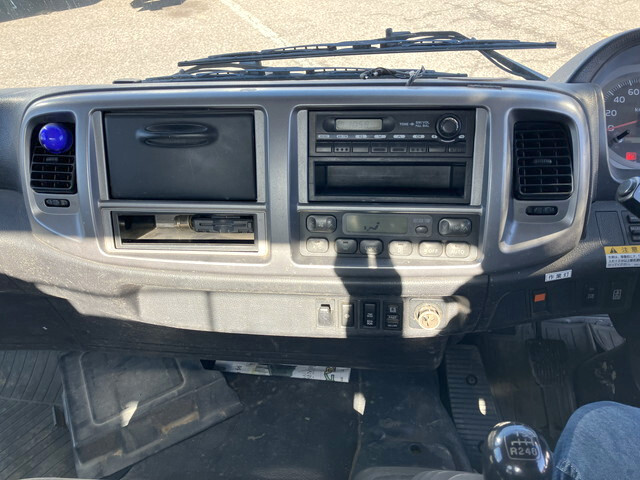 日野レンジャーコンテナ専用車中型（4t）[写真36]