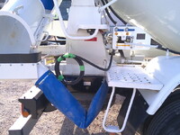 三菱ふそうファイターミキサー車（コンクリートミキサー）増トン（6t・8t）[写真18]