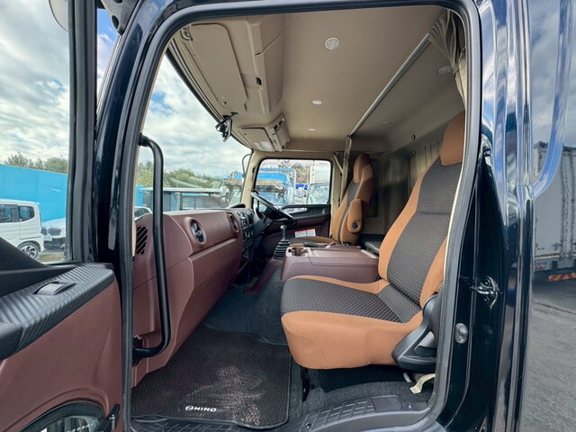 日野レンジャー冷凍車（冷蔵車）中型（4t）[写真19]